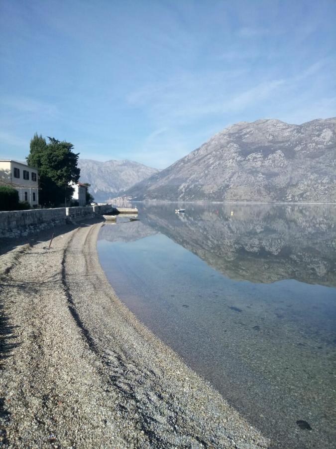 Seaside Apartments And Rooms Kotor Exterior photo